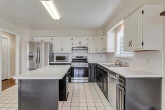 1222 W Shields Ln in South Jordan, UT - Building Photo - Building Photo