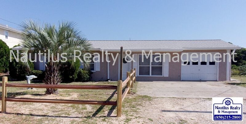 5114 Beach Dr in Panama City Beach, FL - Building Photo