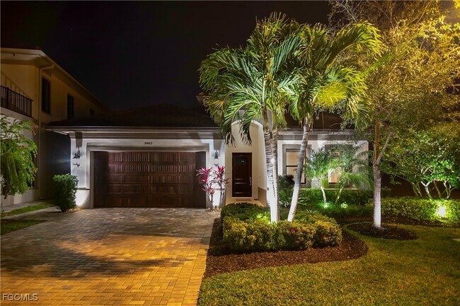 2883 Coco Lakes Dr in Naples, FL - Building Photo - Building Photo