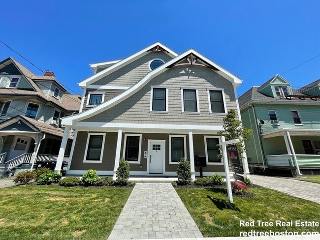 11 Mansfield St, Unit 1