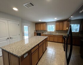 215 Paint Creek Ln in Georgetown, TX - Building Photo - Building Photo