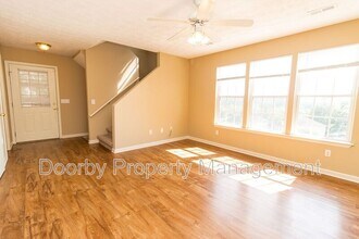 5437 Blue Oak Dr in Chattanooga, TN - Building Photo - Building Photo