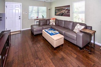 1803 McKinley Ave in Austin, TX - Building Photo - Building Photo