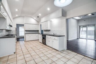 2312 Regal Rd in Plano, TX - Building Photo - Building Photo