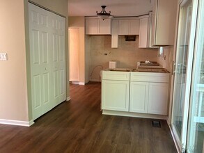 2024 Westfield Dr in Gurnee, IL - Building Photo - Building Photo