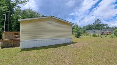 40 Ginger Ln in Kingstree, SC - Building Photo - Building Photo