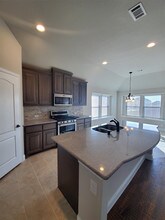 504 Endicott Dr in Sherman, TX - Building Photo - Building Photo