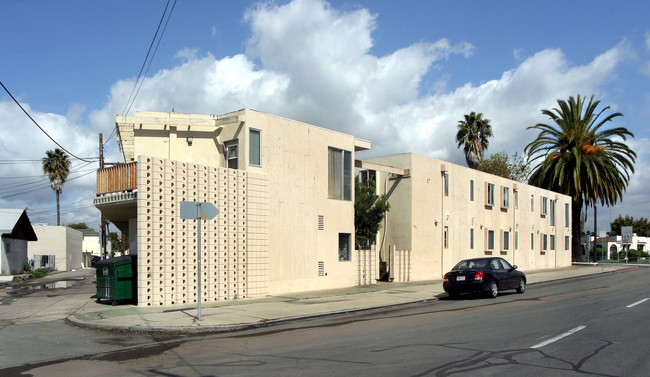 University Heights Apartments in San Diego, CA - Building Photo - Other