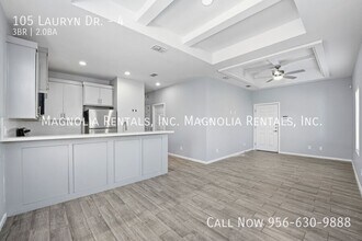 105 Lauryn Dr, Unit 4 in San Juan, TX - Building Photo - Building Photo