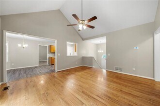 19 Piedmont Ln in Cartersville, GA - Building Photo - Building Photo