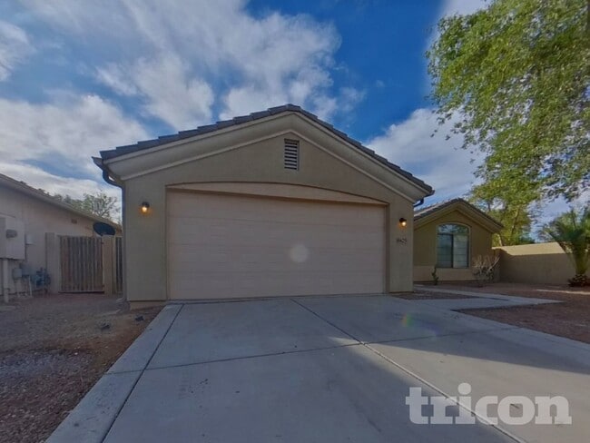 property at 8625 W Chickasaw St