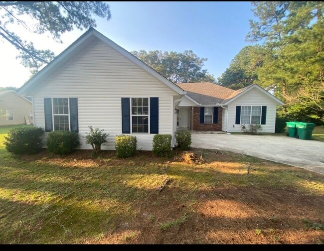 108 Winchester Ln in Warner Robins, GA - Building Photo - Building Photo
