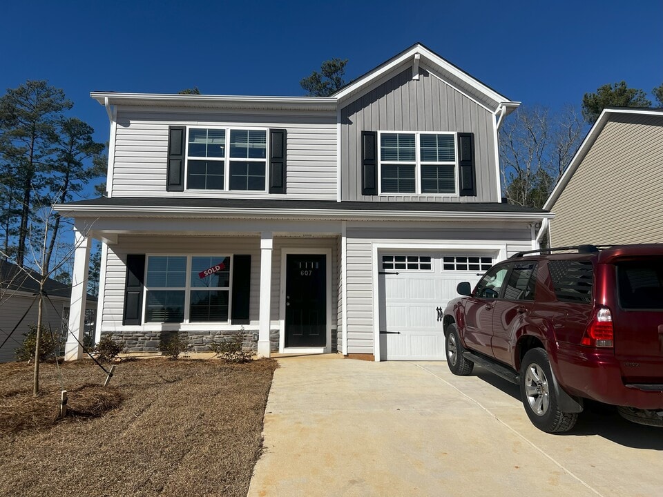 607 Marbled Teal Ln in Hopkins, SC - Building Photo