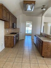 12811 Greenhaven Dr in Frisco, TX - Building Photo - Building Photo