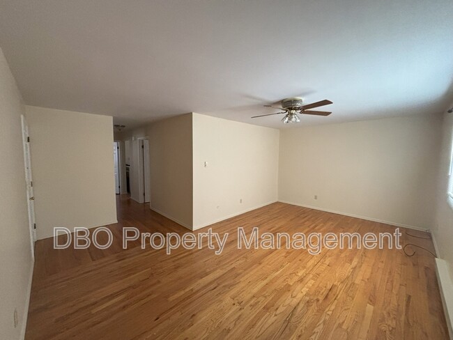 75 Newton St in Albany, NY - Building Photo - Building Photo