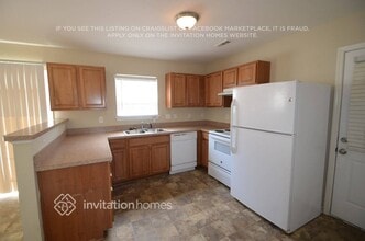 214 Glencroft Dr in Wingate, NC - Building Photo - Building Photo