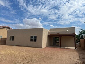 305 Calle Damiano in Bernalillo, NM - Building Photo - Building Photo