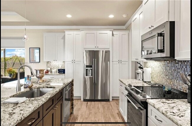 523 NW 20th St in Cape Coral, FL - Building Photo - Building Photo