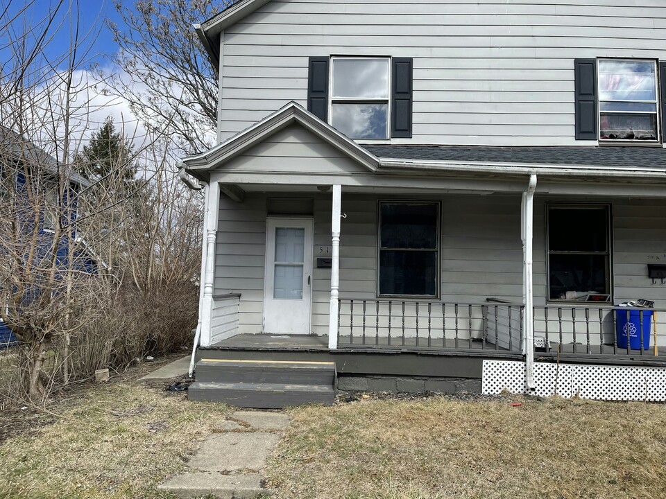 519 Lyndal St in New Castle, PA - Foto de edificio