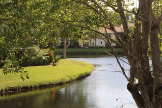 6748 Willow Wood Dr-Unit -1306 in Boca Raton, FL - Foto de edificio - Building Photo