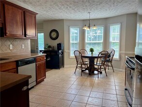 85 Woodshire Dr in Lillington, NC - Building Photo - Building Photo