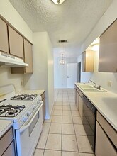 6000 Emerald Forest Dr in Austin, TX - Building Photo - Building Photo