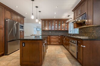 5788-5126 126 St in Surrey, BC - Building Photo - Building Photo