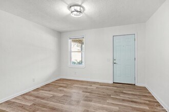 2101 W Romana St in Pensacola, FL - Building Photo - Building Photo