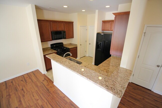 1323 Lombar St in Raleigh, NC - Building Photo - Building Photo