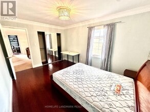 257 Fincham Ave in Markham, ON - Building Photo - Building Photo