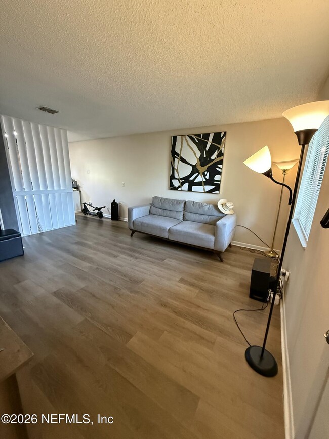 property at 2603 Quad Ct