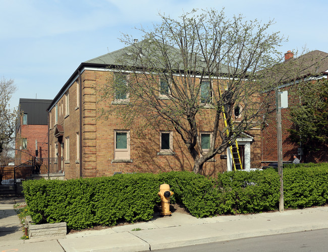 340 Northcliffe Blvd in Toronto, ON - Building Photo - Primary Photo