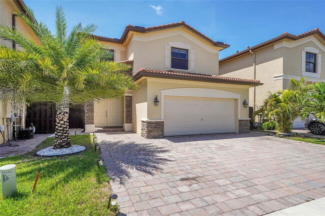 10072 NW 87th Terrace in Doral, FL - Building Photo - Building Photo