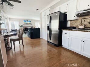 855 Ave Bernardo in San Dimas, CA - Building Photo - Building Photo