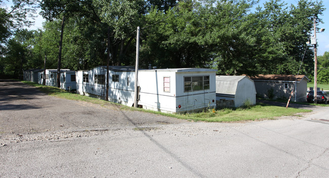 Fairview Mobile Home Park in Mansfield, OH - Building Photo - Building Photo