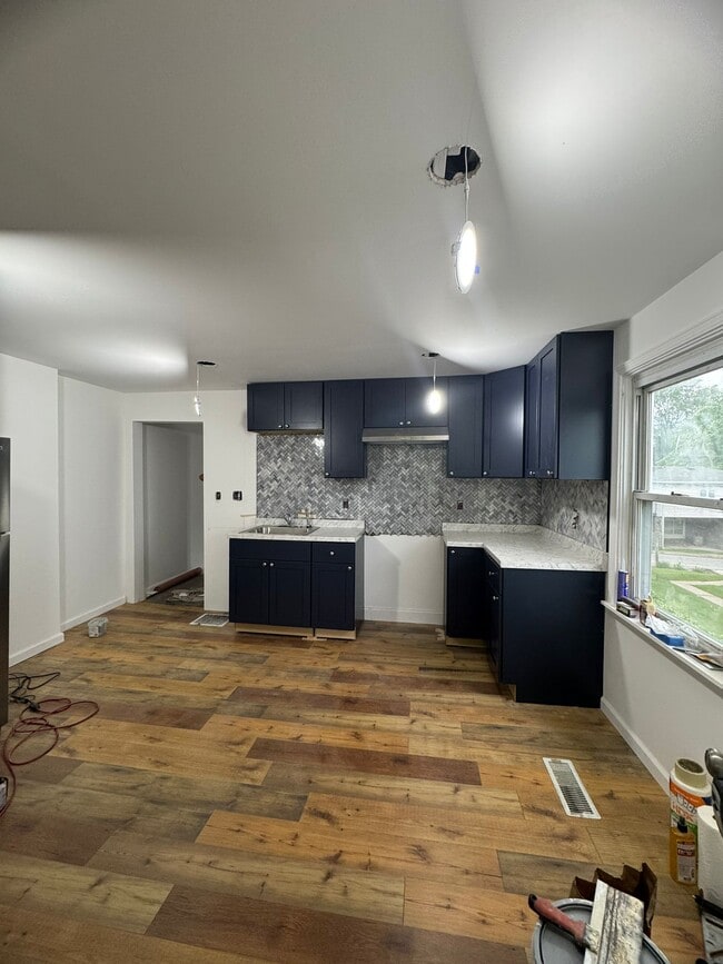 223 Hopewell Rd