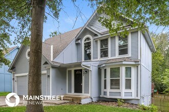 1231 N Marilla Ln in Olathe, KS - Building Photo - Building Photo