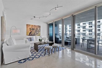 1500 Ocean Dr in Miami Beach, FL - Building Photo - Building Photo