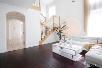 3455 E Del Mar Blvd in Pasadena, CA - Building Photo - Building Photo