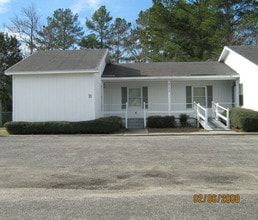 212 Pinckney St S in Timmonsville, SC - Building Photo - Building Photo