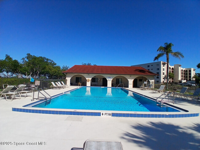 5803 N Banana River Blvd in Cape Canaveral, FL - Building Photo - Building Photo