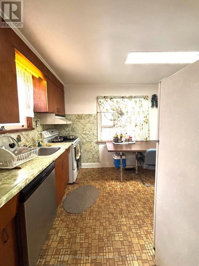 127 Thirtieth St in Toronto, ON - Building Photo - Building Photo