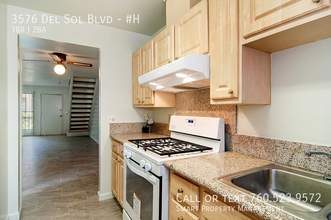 3576 Del Sol Blvd in San Diego, CA - Building Photo - Building Photo