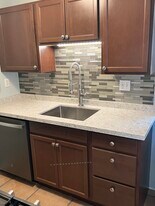 74-5618 Palani Rd, Unit K in Kailua Kona, HI - Building Photo