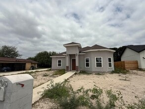105 Margaret Ln in Del Rio, TX - Building Photo - Building Photo