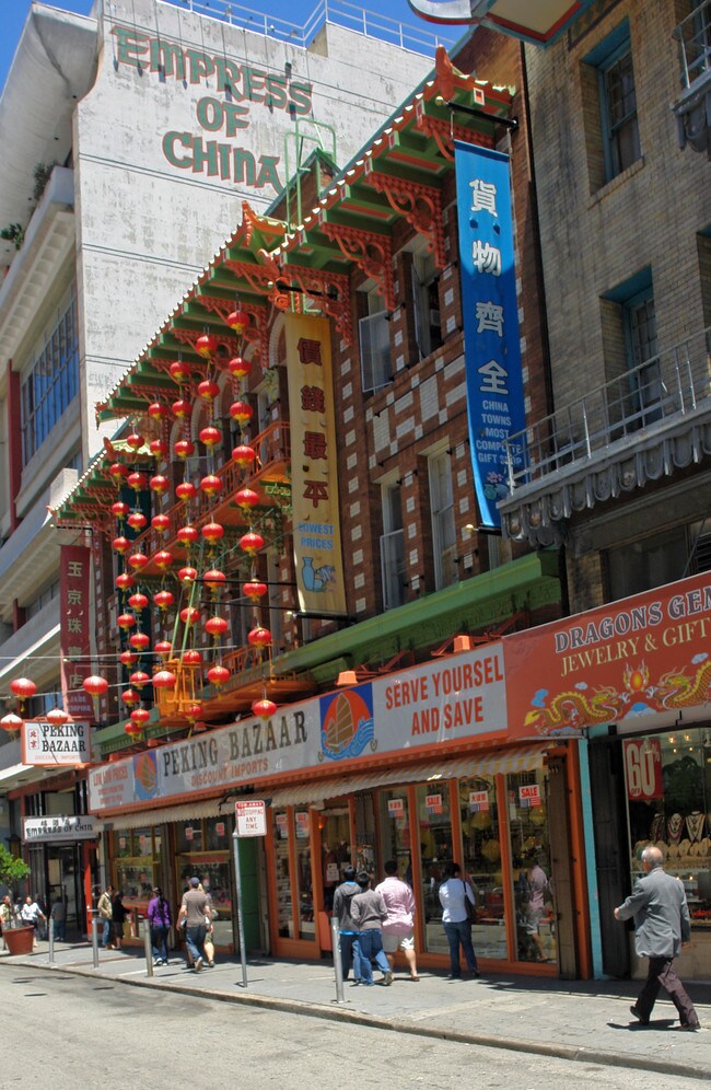 824-832 Grant Ave in San Francisco, CA - Foto de edificio - Building Photo