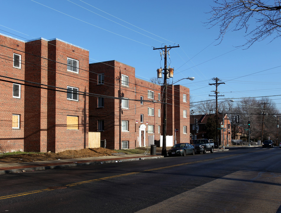 954 Southern Ave SE in Washington, DC - Building Photo