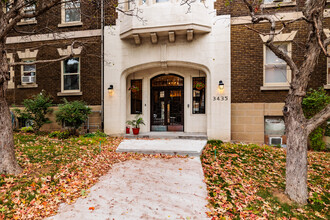 3435 Prud'homme Av in Montréal, QC - Building Photo - Building Photo