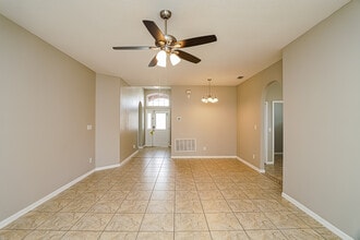 10112 Andover Point Cir, Unit 208 in Orlando, FL - Building Photo - Building Photo