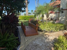 7292 Popham Dr in Ft. Myers, FL - Building Photo